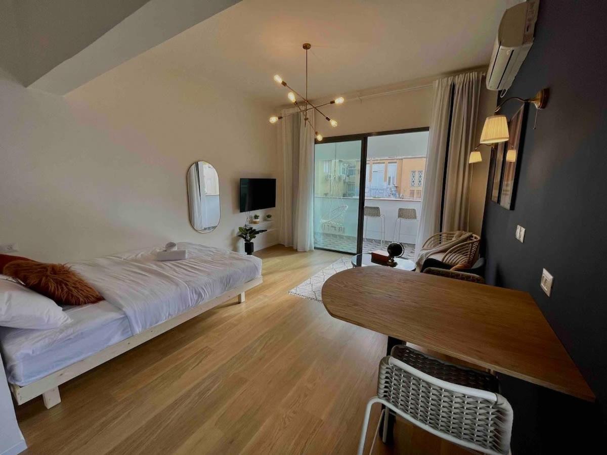 Апартаменты Loft Boutique With Balcony Тель-Авив Экстерьер фото